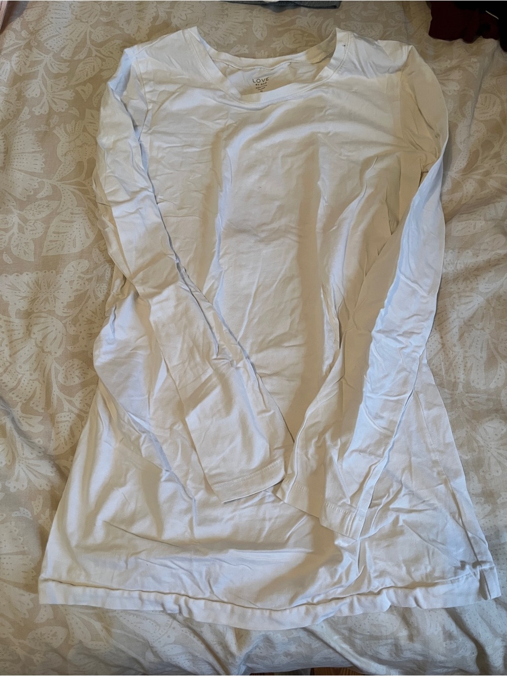 White Basic Long-Sleeve Maternity Shirt